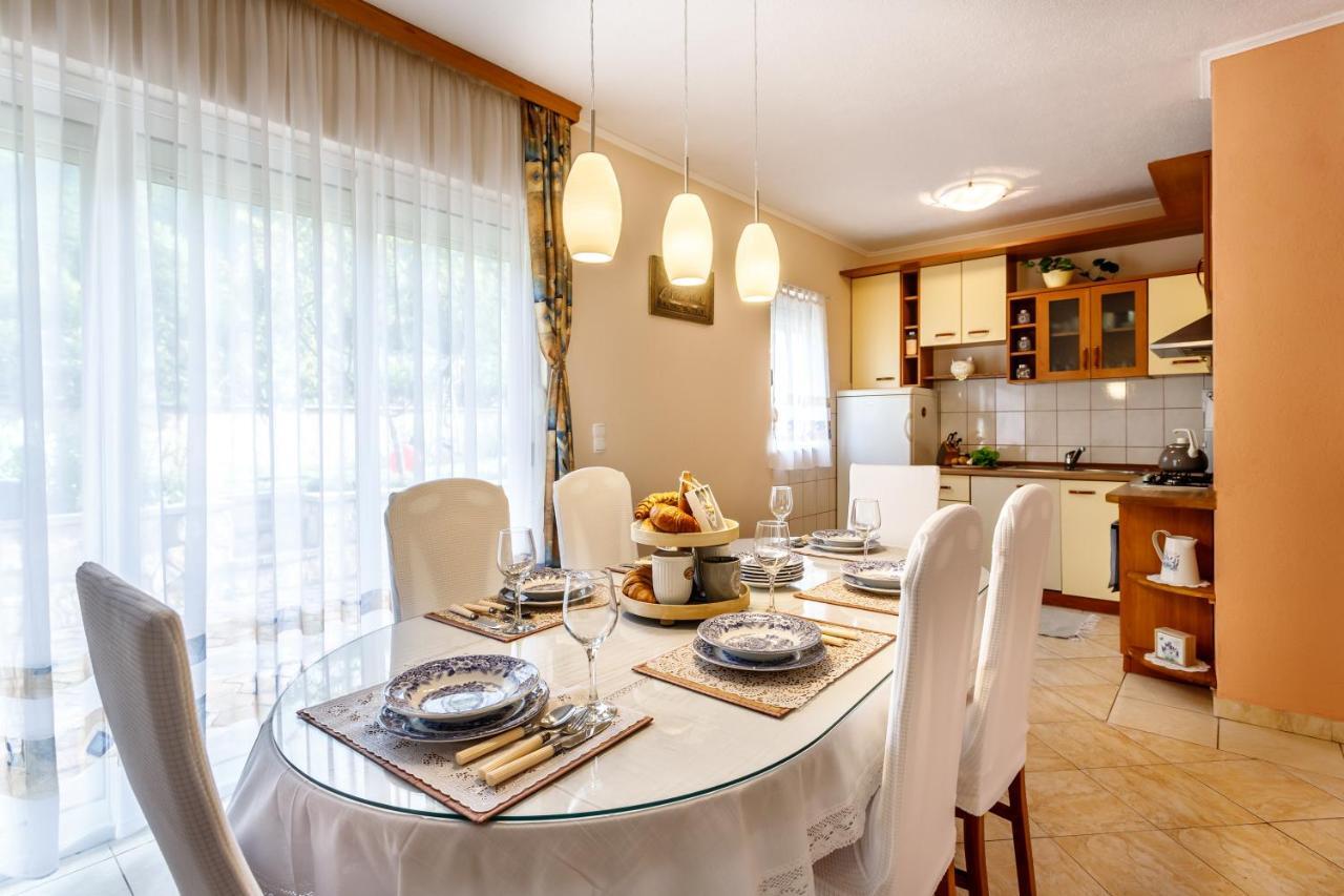 Holiday Home Memories And Joy Имотски Екстериор снимка